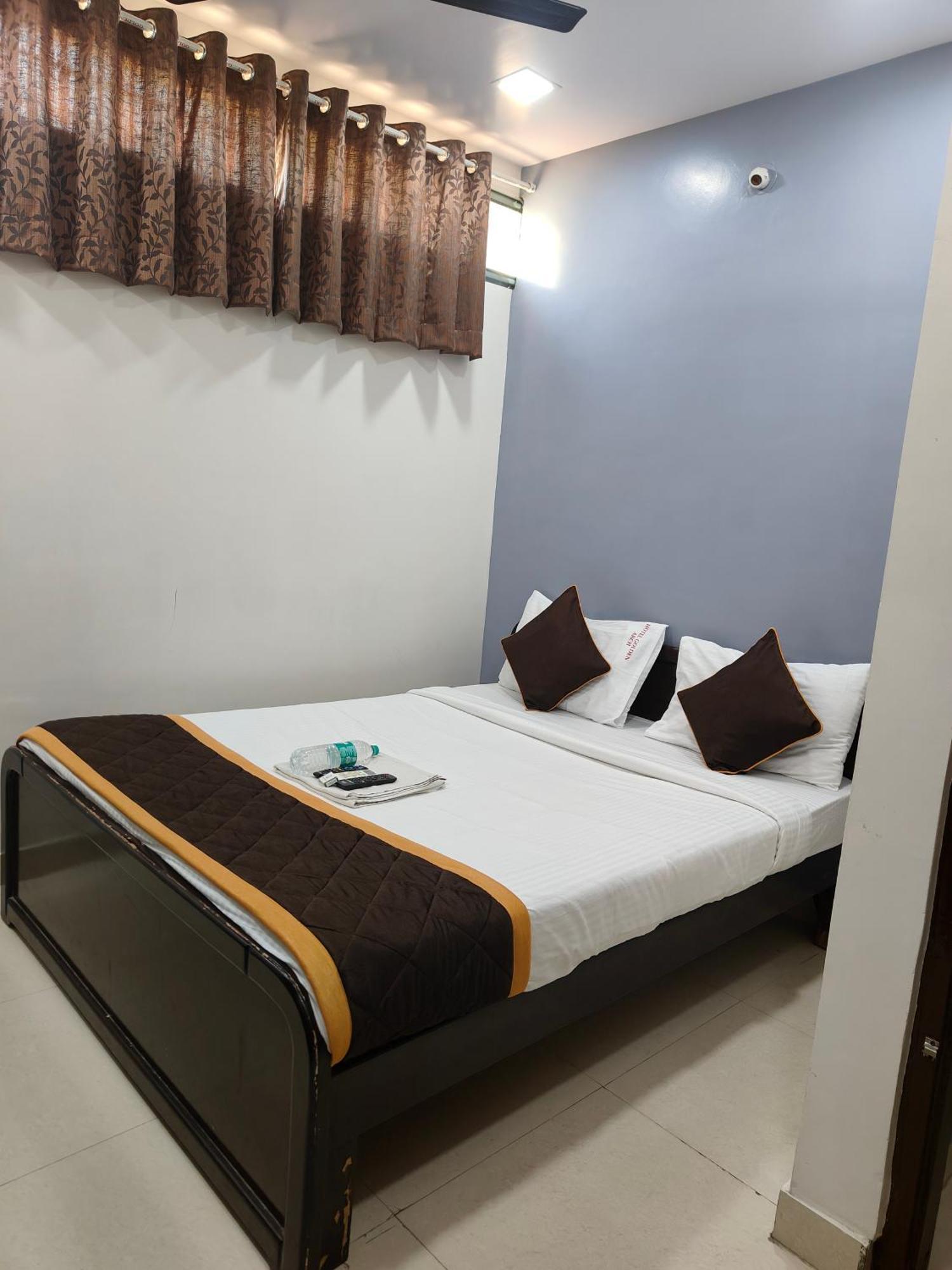 Hotel Golden Arch Bangalore Luaran gambar