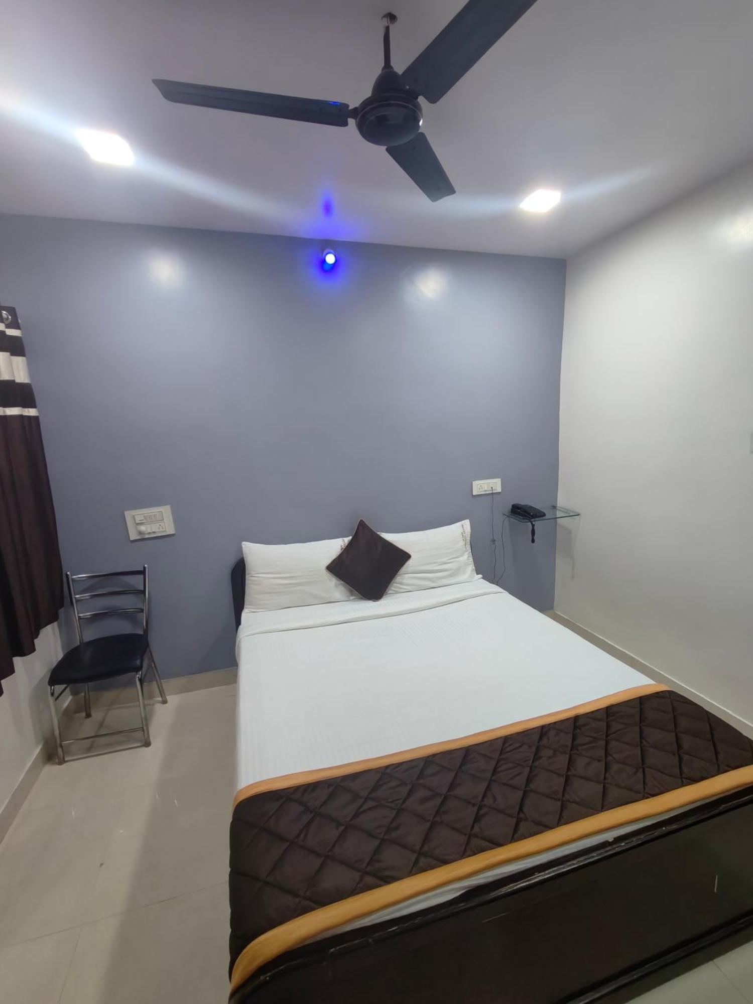 Hotel Golden Arch Bangalore Luaran gambar